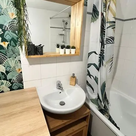 公寓 Spacieux, Moderne Et Familiale - Paris A Porte - Au Pied Du Metro 14 *